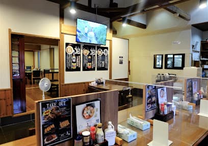 喜多方ラーメン専門店 喜鈴 城前店