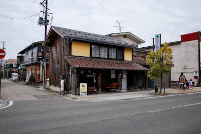 瓜生歯科医院