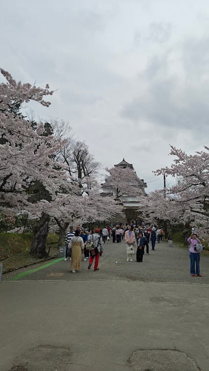 (有)大手門ビル
